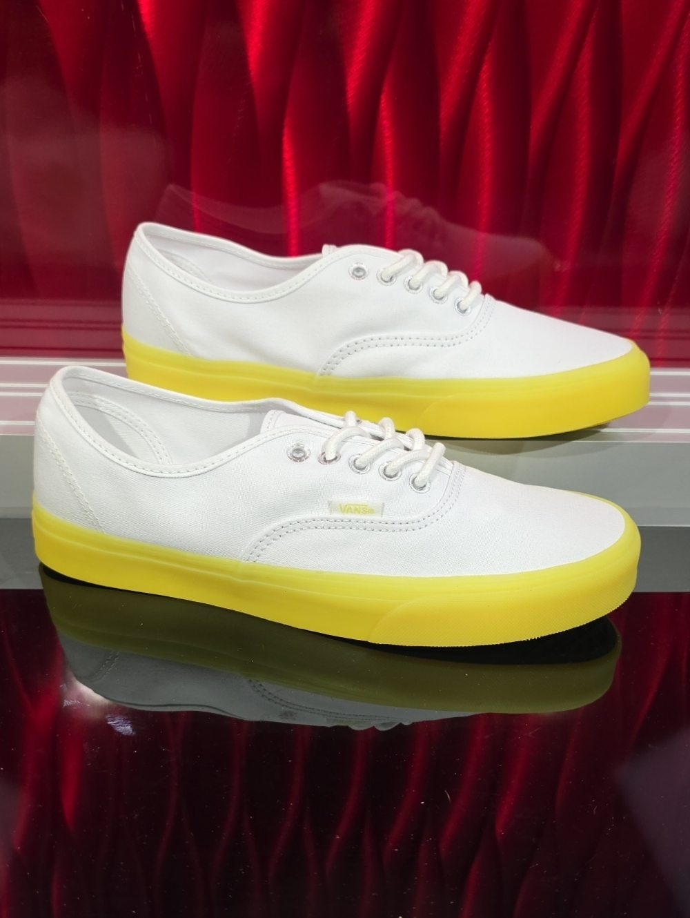 Vans Authentic Sour Power Sunny Lime Men's 9.0 Women's 10.5 New With Box